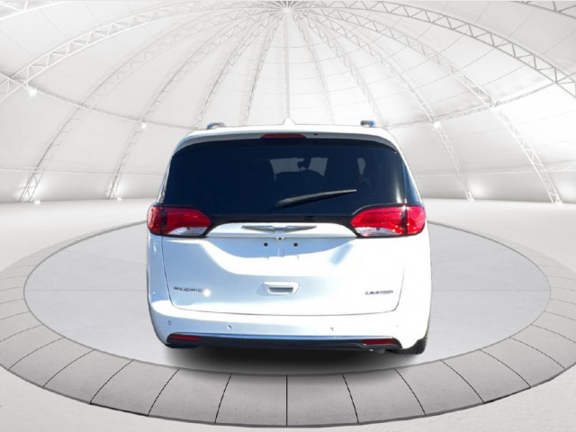 2017 CHRYSLER PACIFICA - Image 4